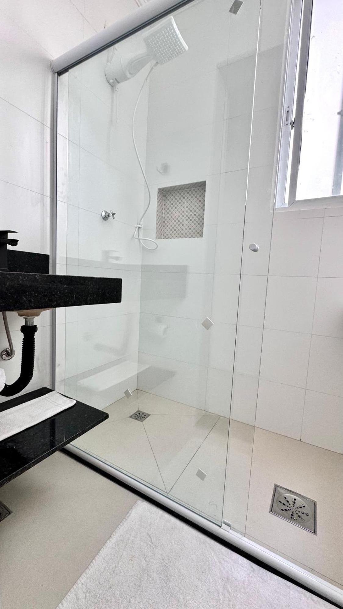 Studio 909 Pitangueiras - Edificio Bandeirantes - Com Estacionamento Incluido Гуаружа Экстерьер фото